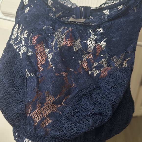 NWOT Victoria secret high neck open back bralette navy lace blue size medium - Picture 7 of 7